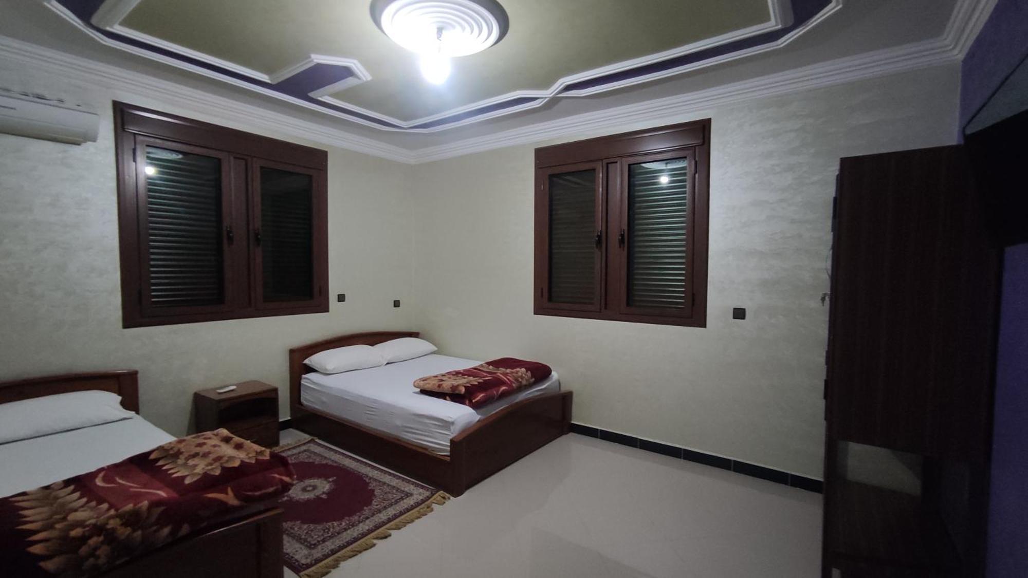 Iazal Hotel Уарзазат Экстерьер фото