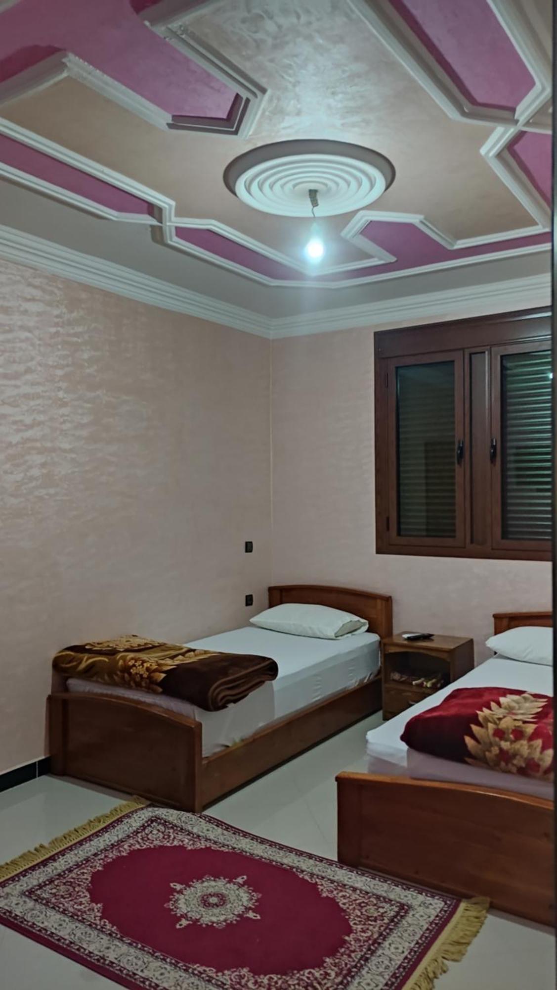 Iazal Hotel Уарзазат Экстерьер фото